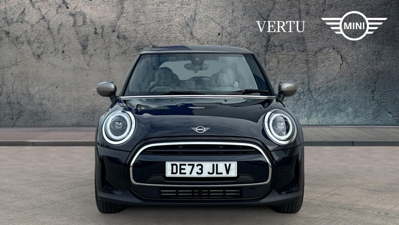 MINI Hatchback 1.5 Cooper Exclusive Premium 3dr Auto Petrol Hatchback